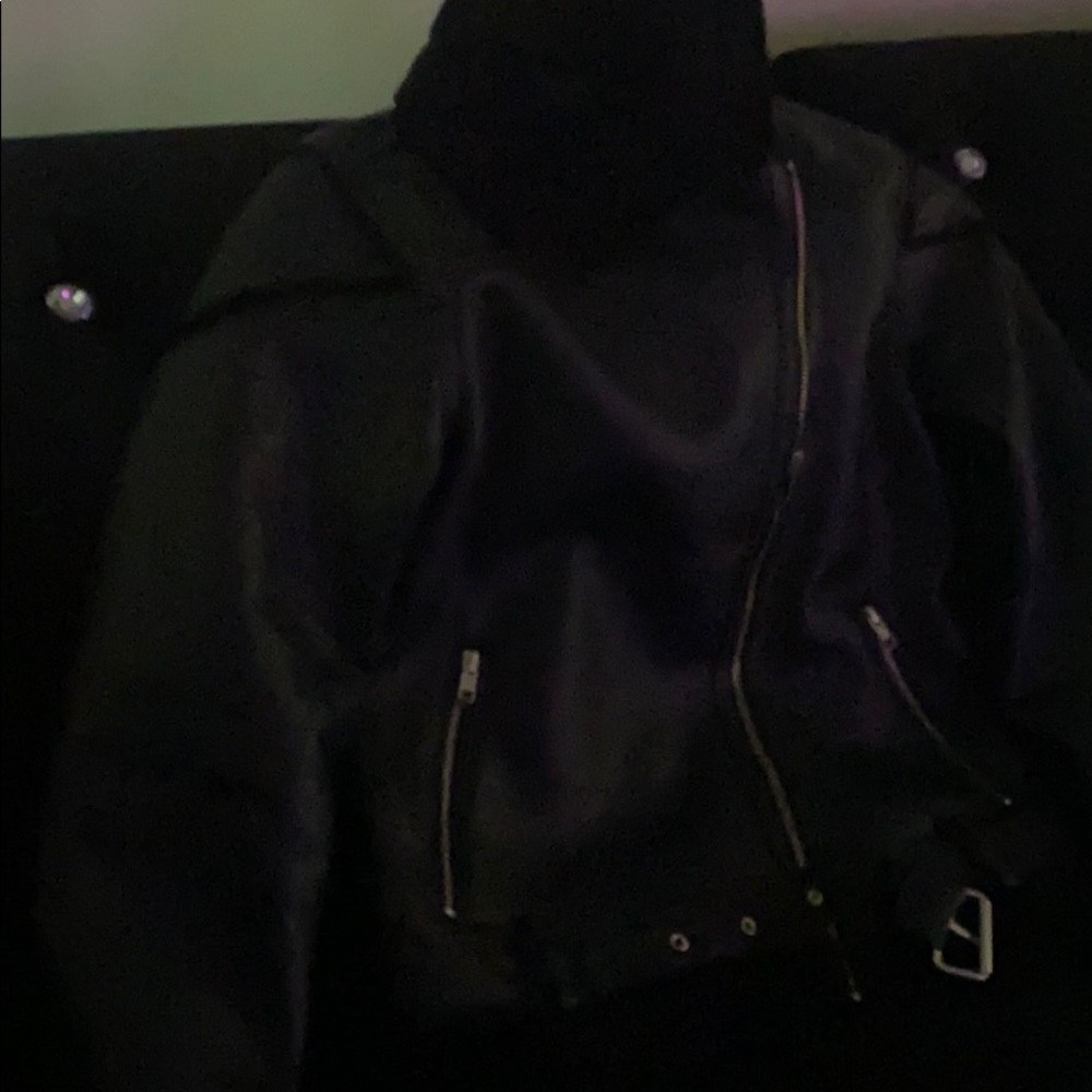 Black jacket - Picture 2 of 4